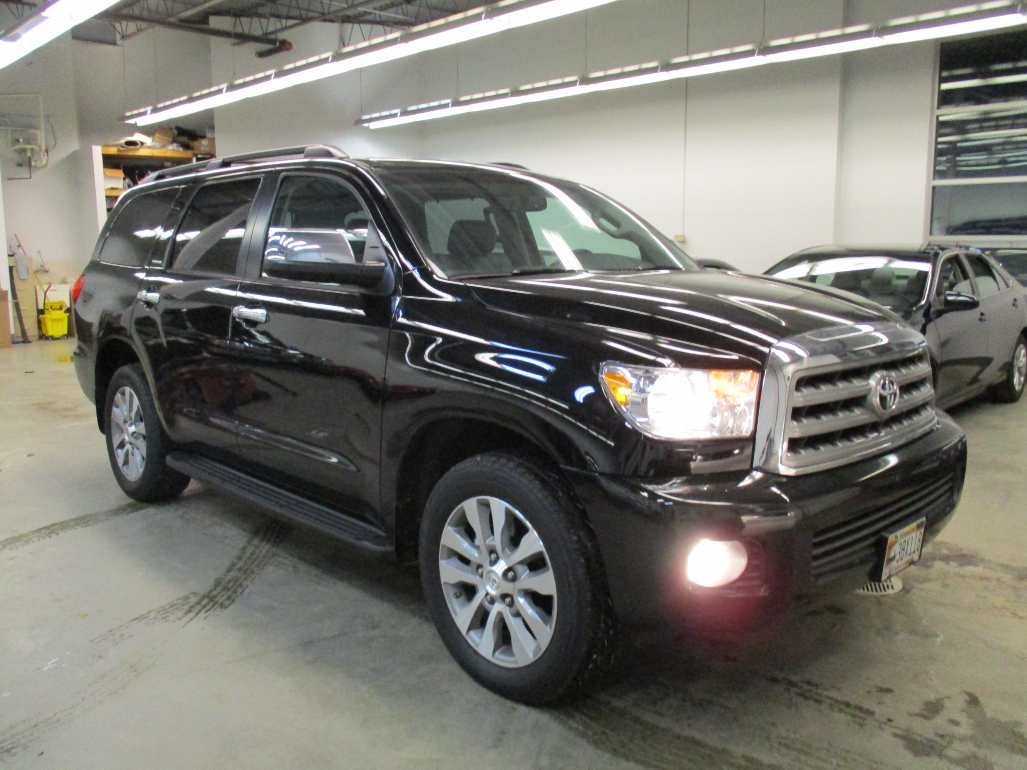 Click for price on this 2016 TOYOTA SEQUOIA LIMITED